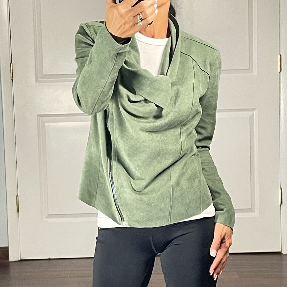 Blank NYC Green Lightweight Faux suede Moro jacket size S - Picture 5 of 14